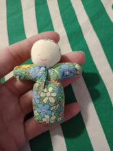 Cargar imagen en el visor de la galería, Muñecas Quitapenas