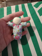 Cargar imagen en el visor de la galería, Muñecas Quitapenas