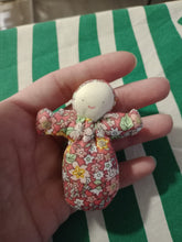 Cargar imagen en el visor de la galería, Muñecas Quitapenas