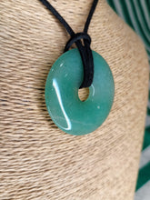 Cargar imagen en el visor de la galería, Colgante Donut Aventurina Grande 40 mm