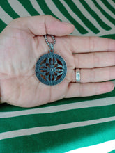Cargar imagen en el visor de la galería, Colgante Dorje Doble Circulo de Acero Inoxidable