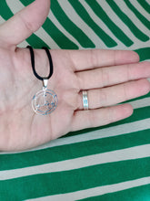 Cargar imagen en el visor de la galería, Colgante Sigil de Lilith