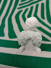 Cargar imagen en el visor de la galería, Querubin Corazon de Cristal Rojo