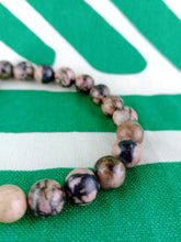 Cargar imagen en el visor de la galería, Pulsera Elástica Rodonita 8 mm