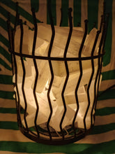 Cargar imagen en el visor de la galería, Lampara Forja Selenita Varillas