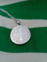 Cargar imagen en el visor de la galería, Medalla de San Benito de acero inoxidable