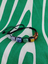 Cargar imagen en el visor de la galería, Pulsera Macrame Rodado 7 Chakras