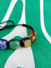 Cargar imagen en el visor de la galería, Pulsera Macrame Rodado 7 Chakras