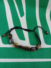 Cargar imagen en el visor de la galería, Pulsera Macrame Rodado de Ojo de Tigre