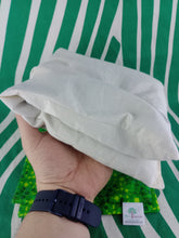 Cargar imagen en el visor de la galería, Cojin Semillas Modelo Verde