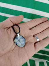 Cargar imagen en el visor de la galería, Colgante Quiastolita Mod. 2