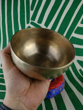 Cargar imagen en el visor de la galería, Cuenco Tibetano Nirmala