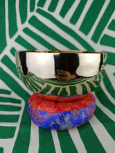 Cargar imagen en el visor de la galería, Cuenco Tibetano Shanti 15 cm
