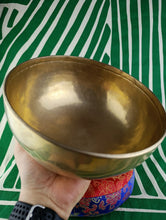 Cargar imagen en el visor de la galería, Cuenco Tibetano Chopa 14.5 cm