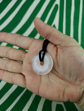 Cargar imagen en el visor de la galería, Colgante Donut Cuarzo Rosa 35 mm