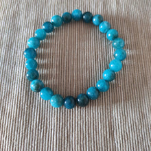 Cargar imagen en el visor de la galería, Pulsera Elástica Apatita 8 mm