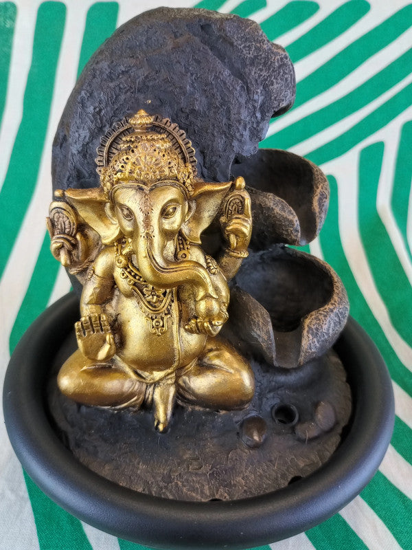 Fuente Ganesha Cascada