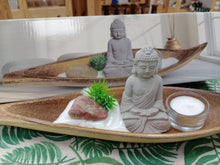 Cargar imagen en el visor de la galería, Jardin Zen Buda Con Portavelas
