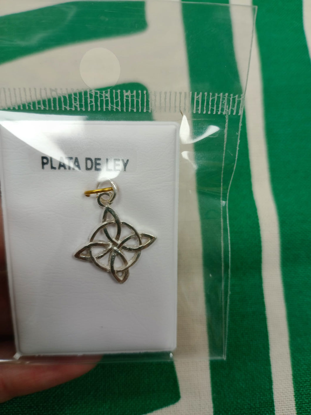 Colgante Plata Nudo de Bruja