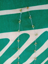 Cargar imagen en el visor de la galería, Collar Acero con Peridoto
