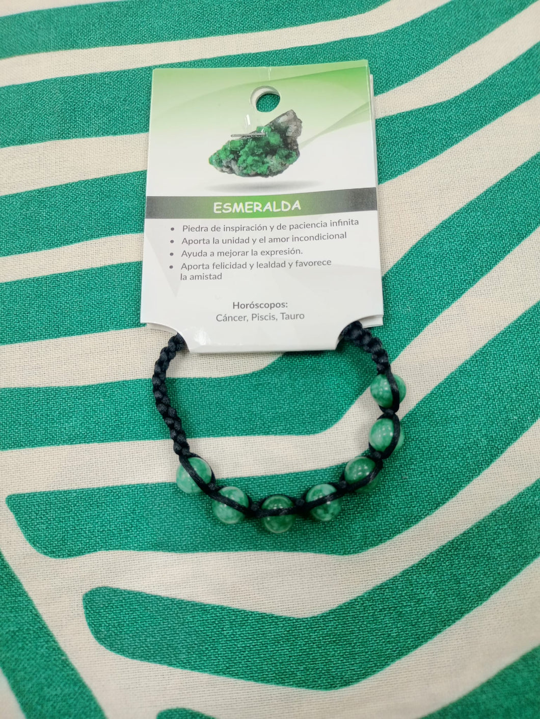 Pulsera Macrame de Esmeralda 8 mm