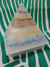 Cargar imagen en el visor de la galería, Lampara Onix Piramide Mod 2
