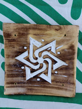 Cargar imagen en el visor de la galería, Quemador de incienso o Incesario Estrella de David
