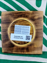 Cargar imagen en el visor de la galería, Quemador de incienso o Incensario Floral
