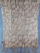 Cargar imagen en el visor de la galería, Pañuelo Perros Marron Doble Dibujo
