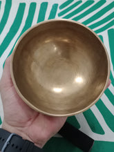 Cargar imagen en el visor de la galería, Cuenco Chaken 407 grs
