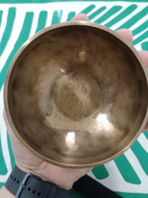 Cargar imagen en el visor de la galería, Cuenco Buda Medicina 310 grs
