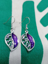 Cargar imagen en el visor de la galería, Pendientes Gaudi Hojas Moradas
