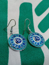 Cargar imagen en el visor de la galería, Pendientes Gaudi Mandala Espiral Azul
