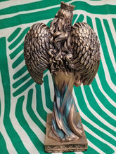 Cargar imagen en el visor de la galería, Figura Diosa de la Fortuna Azul
