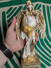 Cargar imagen en el visor de la galería, Figura Diosa de la Fortuna Blanca
