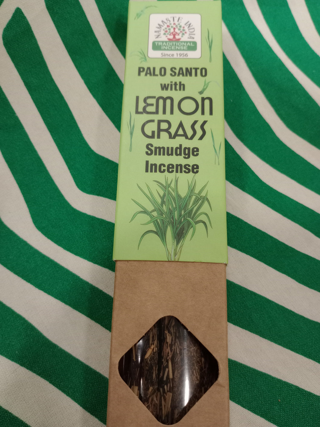 Incienso Madre Tierra de Palo Santo y Hierba Limon