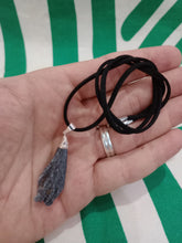 Cargar imagen en el visor de la galería, Colgante Taramita (Escoba de Bruja) Mod. 6
