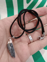 Cargar imagen en el visor de la galería, Colgante Taramita (Escoba de Bruja) Mod. 9
