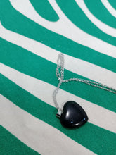Cargar imagen en el visor de la galería, Corazon Obsidiana Negra
