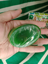 Cargar imagen en el visor de la galería, Jabon Ruda, Romero y Sandalo
