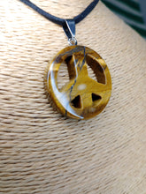 Cargar imagen en el visor de la galería, Colgante Ojo de Tigre Paz
