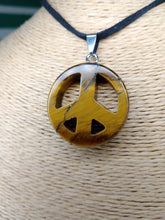 Cargar imagen en el visor de la galería, Colgante Ojo de Tigre Paz
