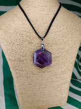 Cargar imagen en el visor de la galería, Colgante Amatista Estrella 6 puntas
