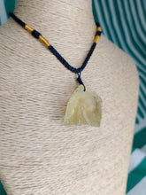 Cargar imagen en el visor de la galería, Colgante Cuarzo Limon Bruto Mod. 3
