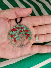 Cargar imagen en el visor de la galería, Colgante Arbol Jardin del Eden

