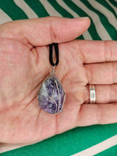 Cargar imagen en el visor de la galería, Colgante Amatista Bruto Mod. 2

