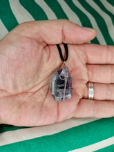 Cargar imagen en el visor de la galería, Colgante Amatista Bruto Mod. 4
