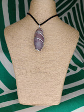 Cargar imagen en el visor de la galería, Shiva Lingam Mod 3 Grande
