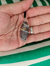 Cargar imagen en el visor de la galería, Shiva Lingam Mod 3 Grande
