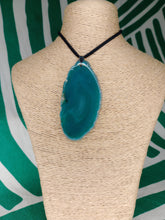 Cargar imagen en el visor de la galería, Colgante Agata Verde Mod. 3
